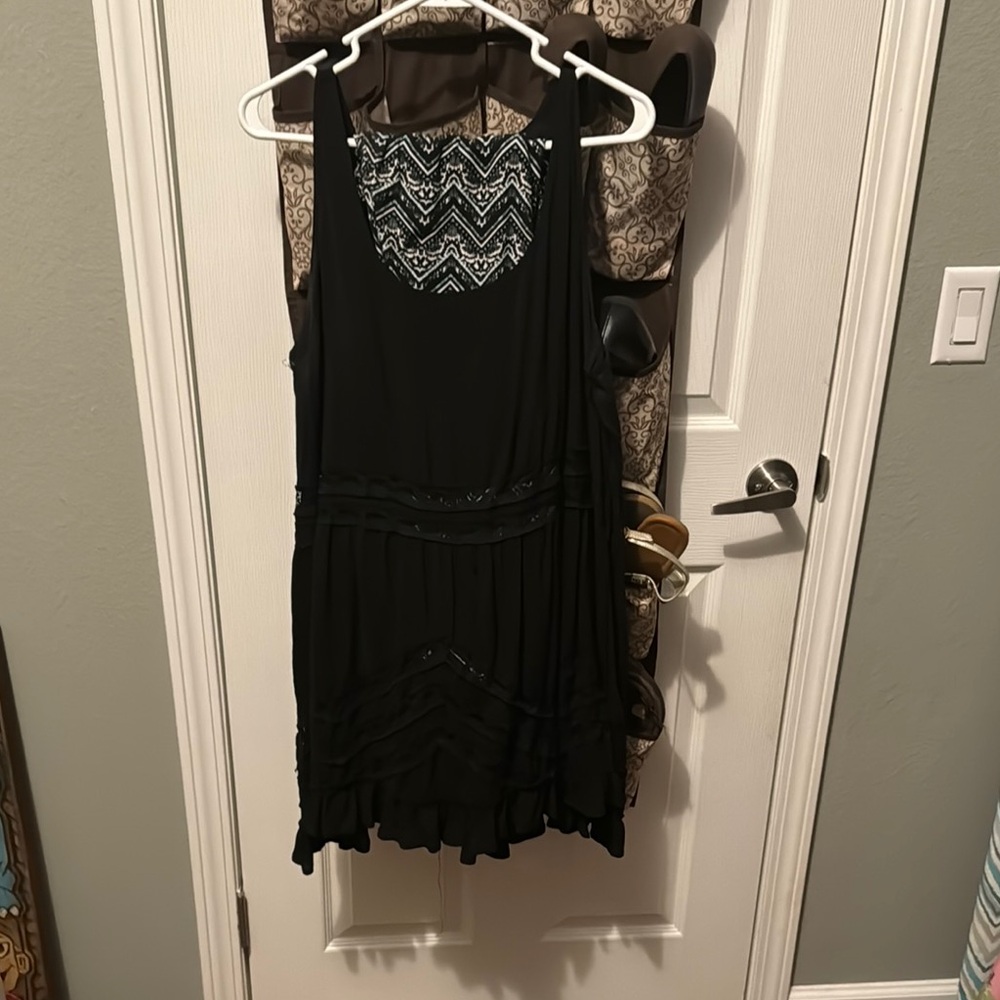 Elegant Black Sleeveless Top